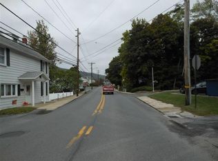 713 N Spring St, Everett, PA 15537