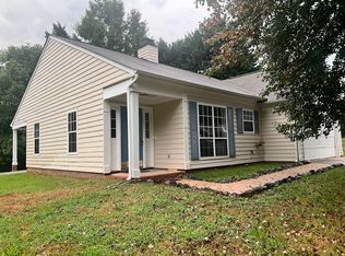 5805 Pennycross Ln, Charlotte, NC 28216