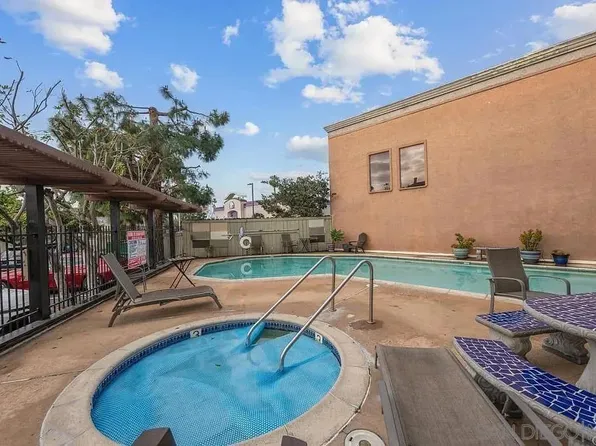 3140 Midway Dr Unit A207, San Diego, CA 92110