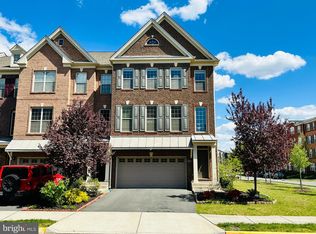 23488 Logans Ridge Ter, Ashburn, VA 20148
