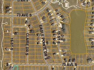 1592 75th Ave S, Fargo, ND