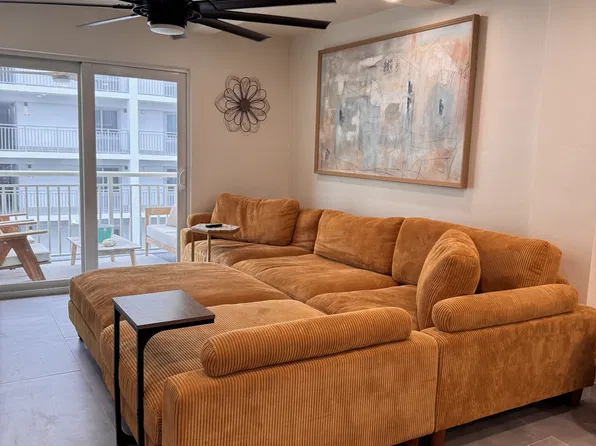 1161 Hillsboro Mile #Apt, Pompano Beach, FL 33062