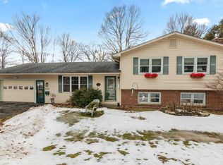 16 Smith St, Saint Albans, VT 05478