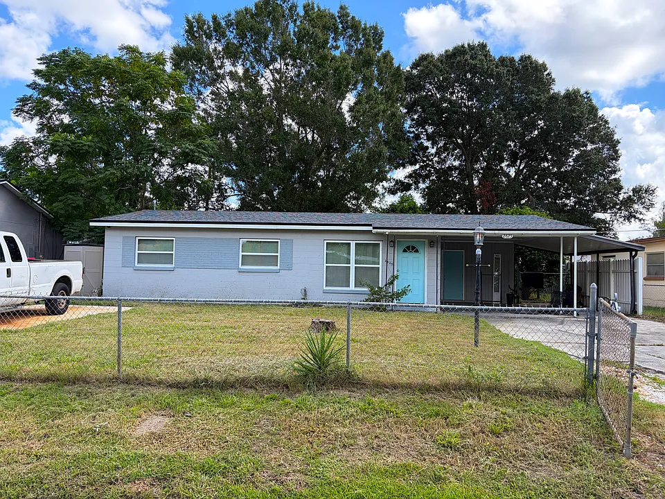 2825 Sprague Dr