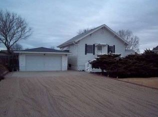 1317 W Eugene Ave, North Platte, NE 69101