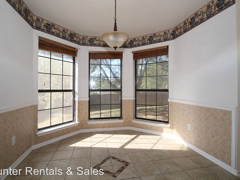 1st image of 4204 Windwood Dr