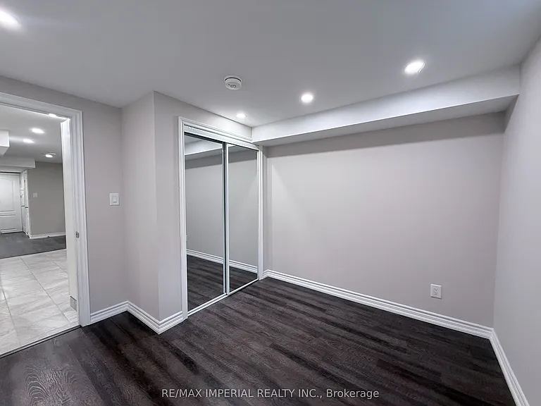 17 Deerwood Cres — Photo 17