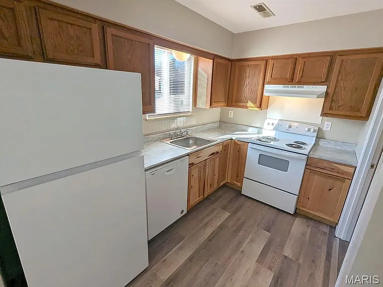 709 Ganim Dr — Photo 11