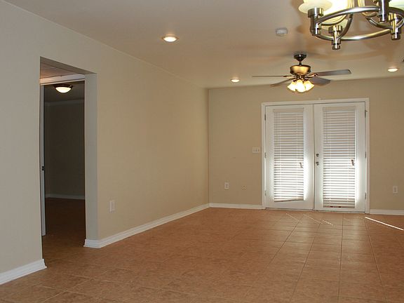 4th image of 2500 Manson Ave APT 107