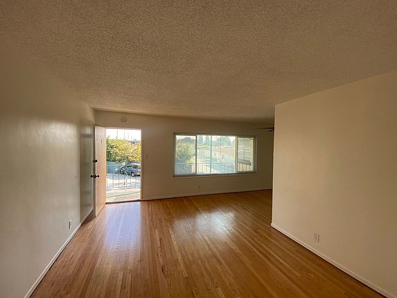 3rd image of 6595 Falcon Ave #4