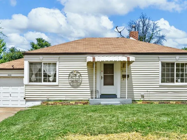 3161 La Vista Dr, Saint Ann, MO 63074