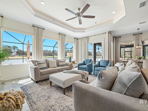 3rd image of 557 Willow Point Ct