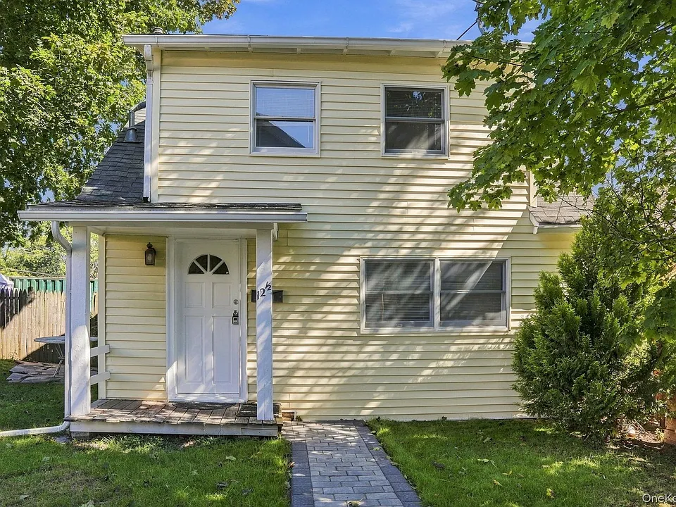 12 1/2 Schultz St #3