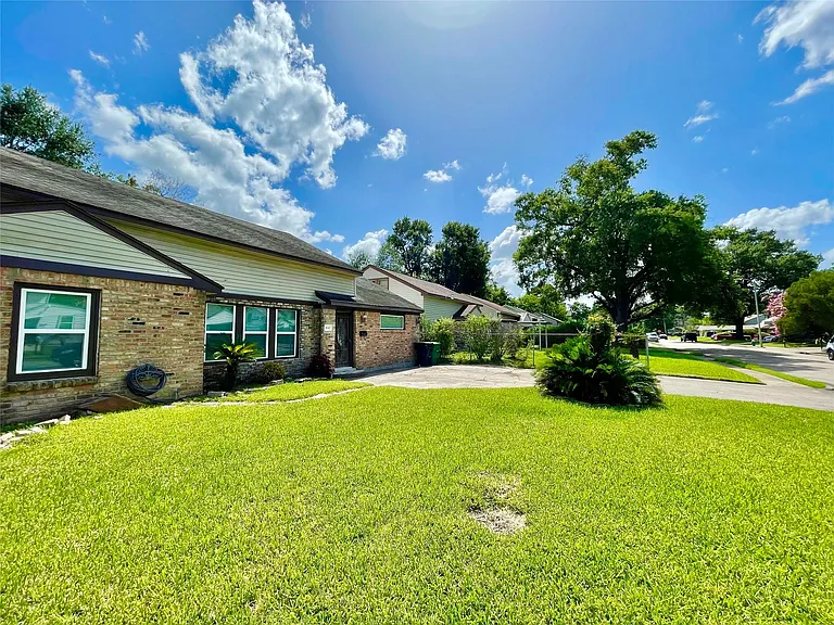 3830 Cosby St — Photo 18