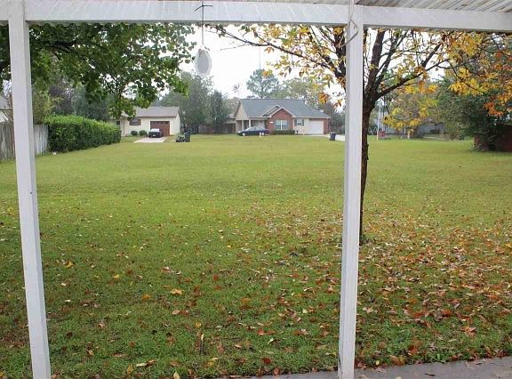 5th image of 112 Greenwood Dr