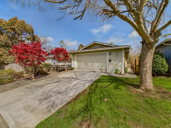 1349 McFarlan St, Eureka, CA 95501