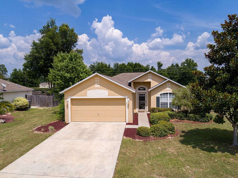 1st image of 2711 SE 46th Ave