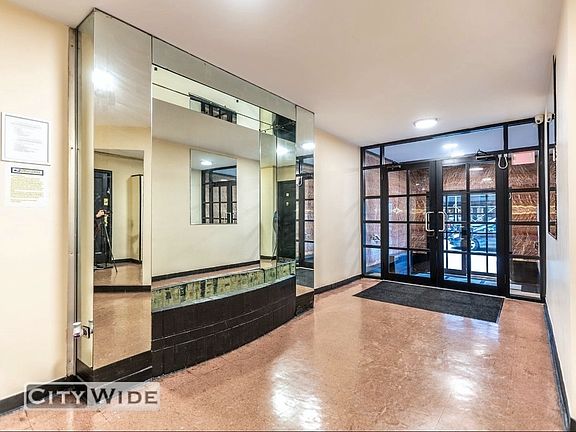 5th image of 160 E 55th St APT 7E