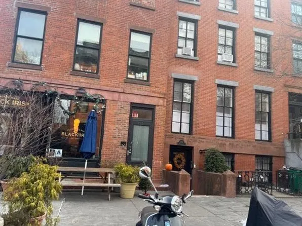 279 Cumberland St APT 4, Brooklyn, NY 11238