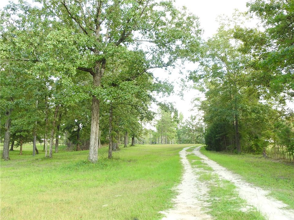 1st image of 467 Lee Road 600