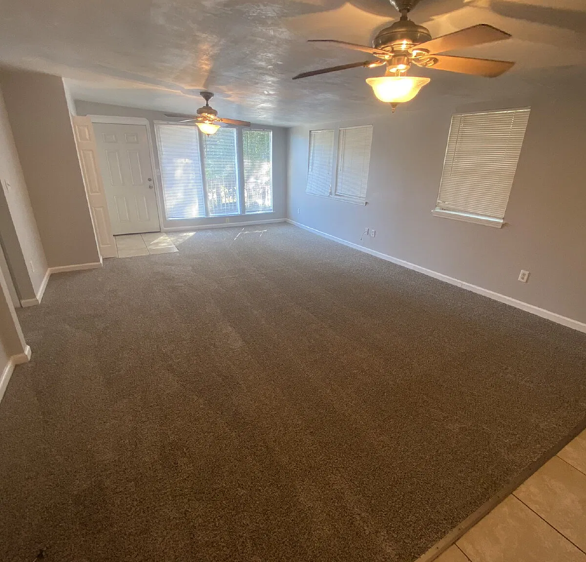 4 bed, 2.0 bath, 1380 sqft, $1,150 — Photo 2