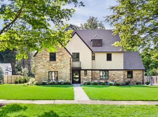 909 Augusta Rd, Wilmington, DE 19807