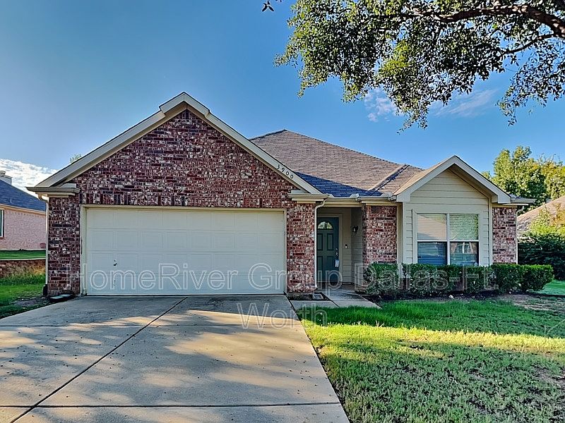 1st image of 3900 San Lorenzo Dr