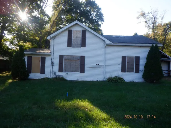 640 Best St, Vicksburg, MI 49097
