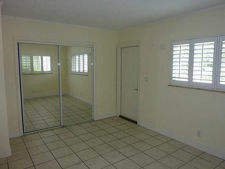 2124 NE 5th Ave #103 — Photo 7
