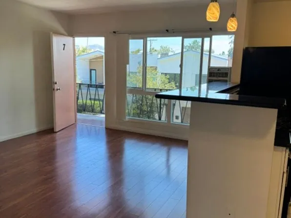1229 North Spaulding Avenue, 1229 N Spaulding Ave #8, Los Angeles, CA 90046