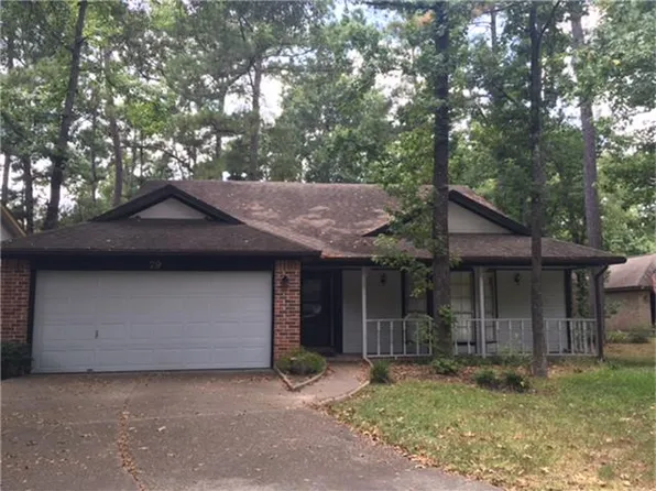 79 Fallshire Dr, Spring, TX 77381