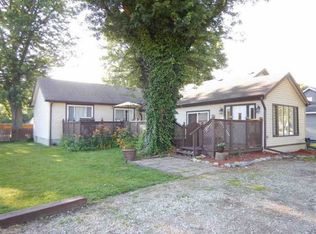 9642 Pearl Beach Blvd, Clay, MI 48001