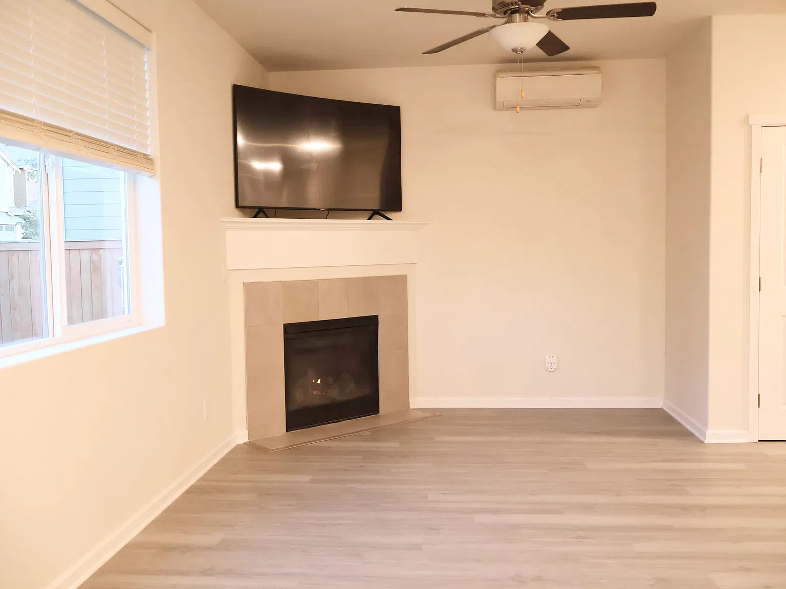 3 bed, 1273 sqft, $2,800 — Photo 4