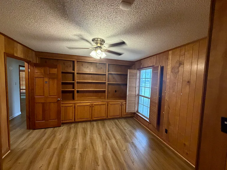5205 Country Club Dr — Photo 22