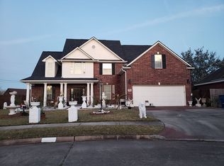 2814 8th St N, Texas City, TX 77590