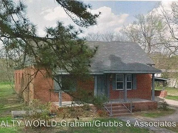 502 Fairley St, Laurinburg, NC 28352