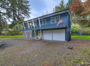 10253 Misery Point Rd NW, Seabeck, WA 98380