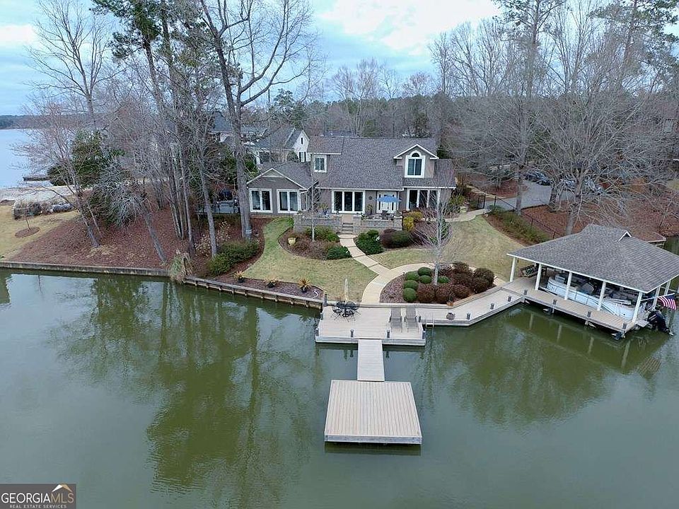 1st image of 239 Robin Dr