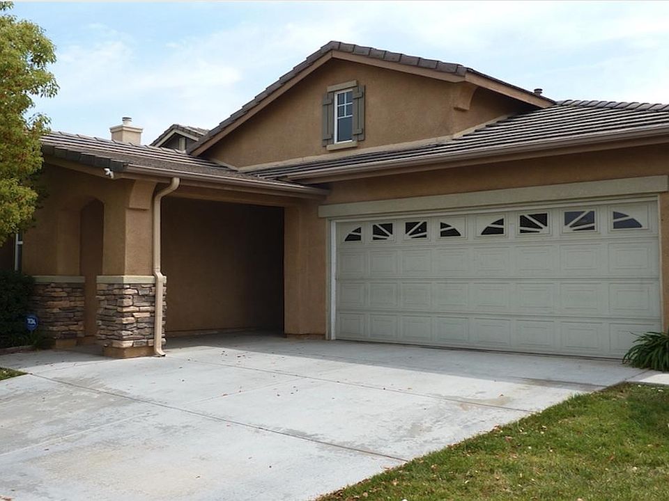 1st image of 22043 Witchhazel Ave