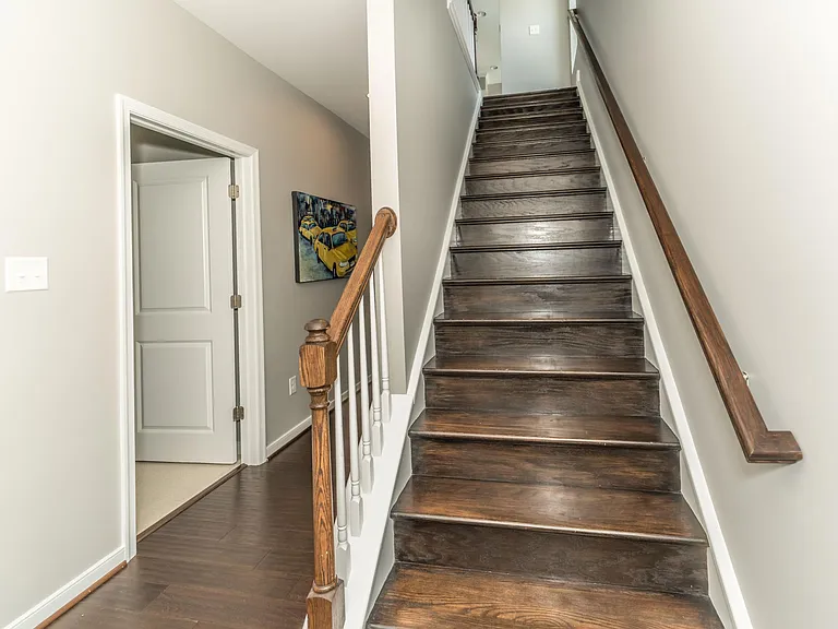 10918 Parkshire Ln — Photo 7