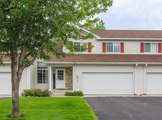 21061 Bridle Pass Dr, Forest Lake, MN 55025
