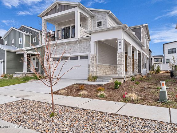 2nd image of 6512 Purple Poppy Ln
