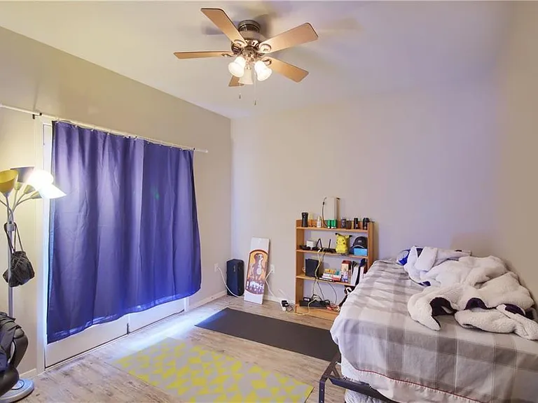 2801 Rio Grande St #304 — Photo 5