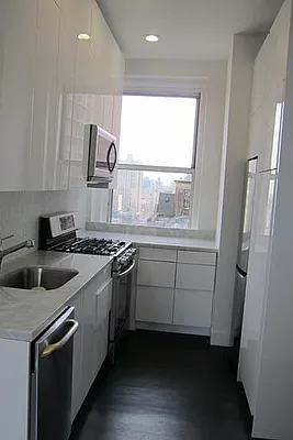 Rented by Triumph Property Group | media 14