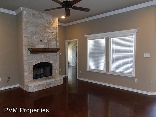 2nd image of 3040 Silver Saddle Dr