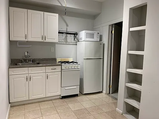 Rented by Rentiko Inc | media 13