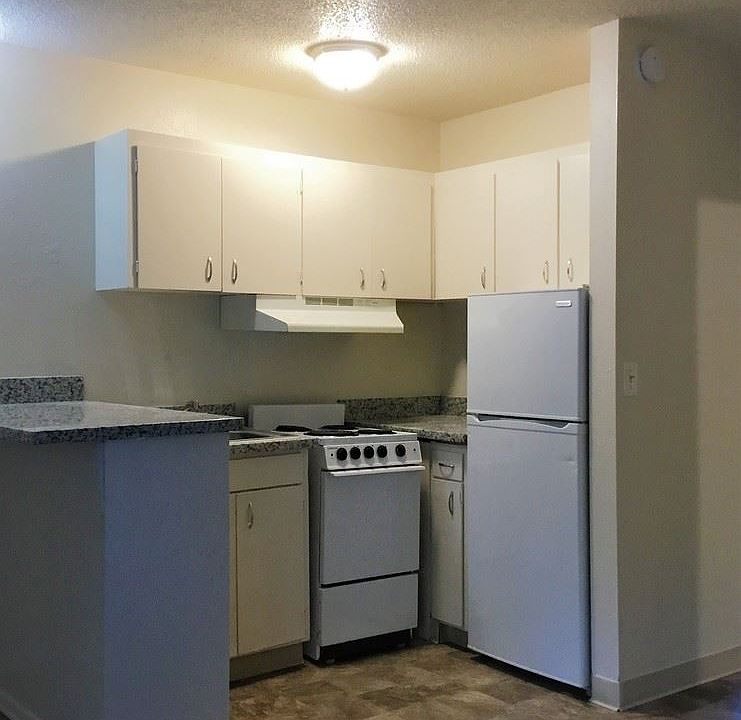 1st image of 746 SE 187th Ave APT 102