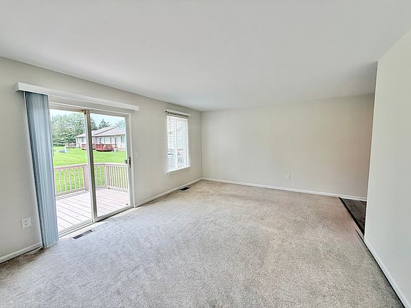 3rd image of 24381 Juliet Dr