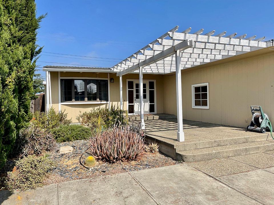 1st image of 1525 Maxine Ave