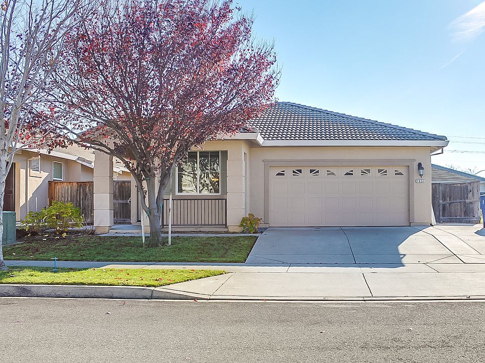 1st image of 7824 Praline Way